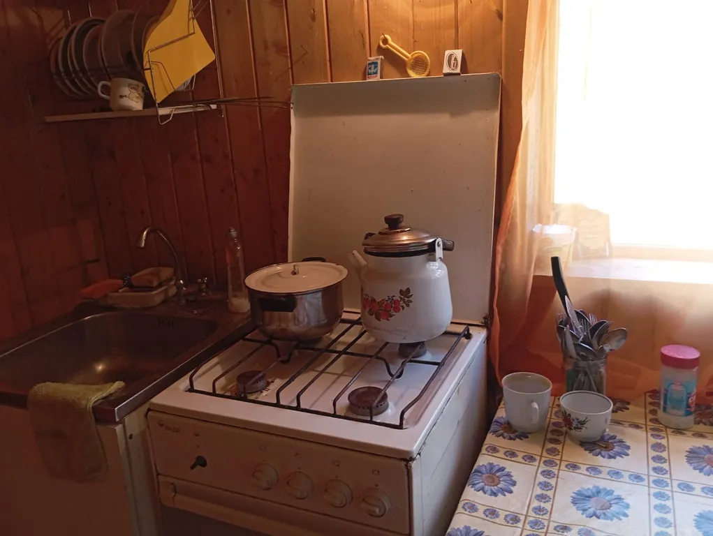 Часть дома в деревне на озере Селигер