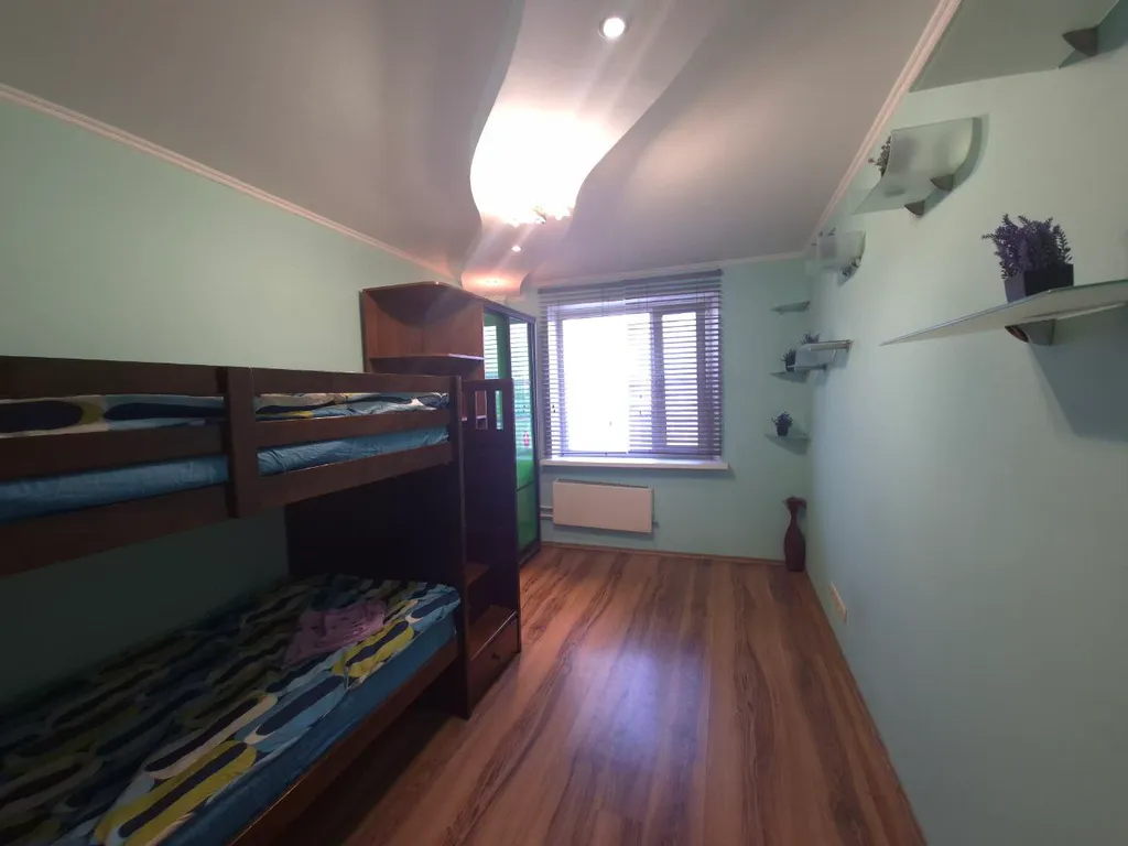 Уютная двушка рядом с центром и со станцией