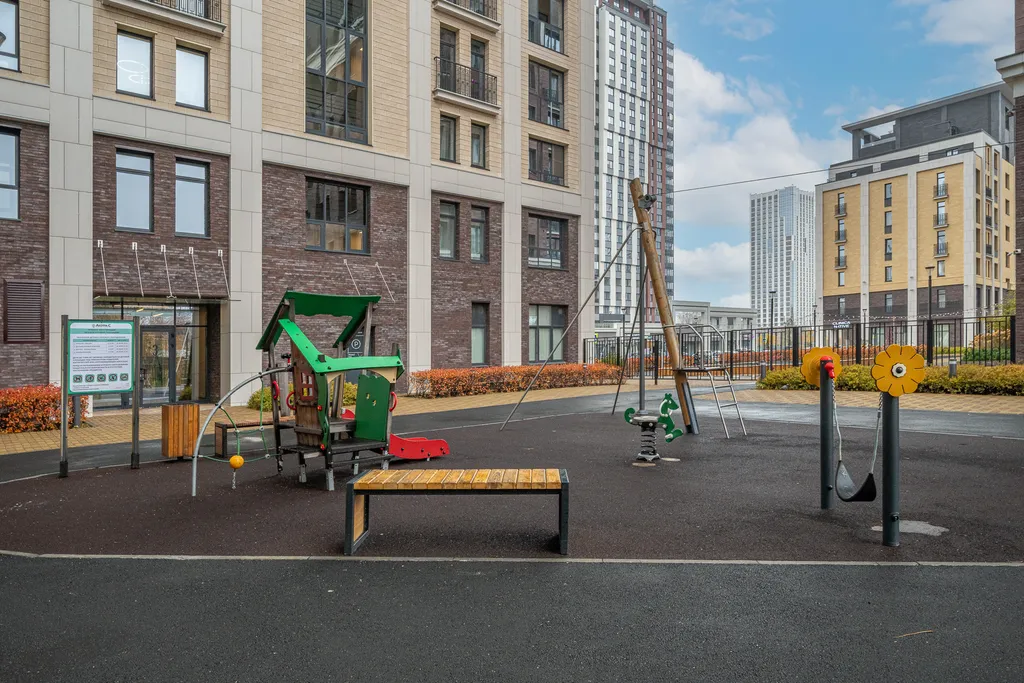 Большая квартира Храм на крови жд вокзал