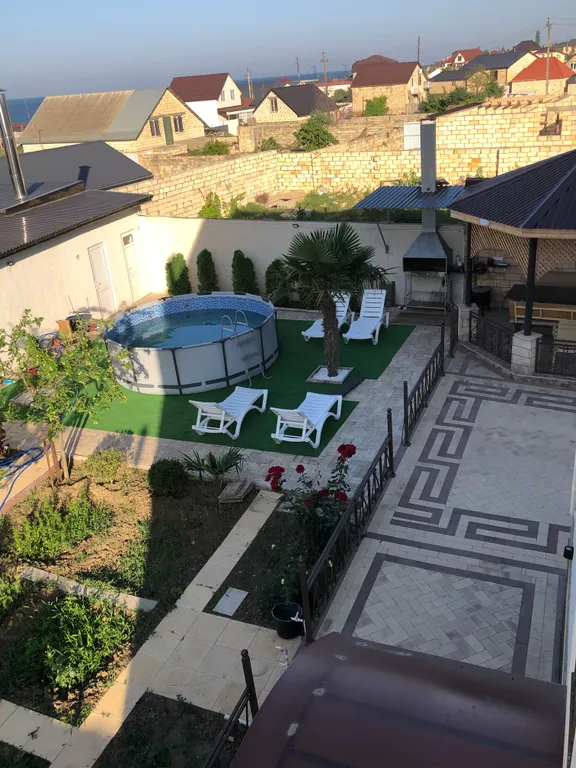 Уютный дом на море