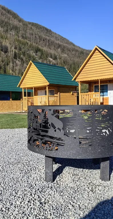 Коттедж Двухместный домик с двухспальной кроватью и удобствами на территории — аренда посуточно в Акташ