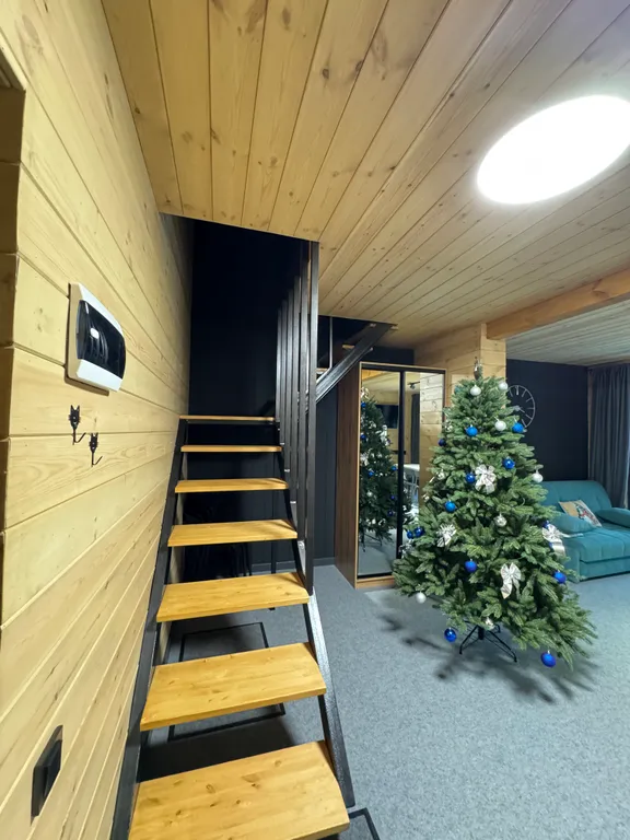 Двухэтажный дом с видом на горы База отдыха ПроЛес