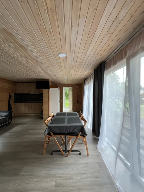 Коттедж Семейный коттедж на берегу реки Лава — Ручьи