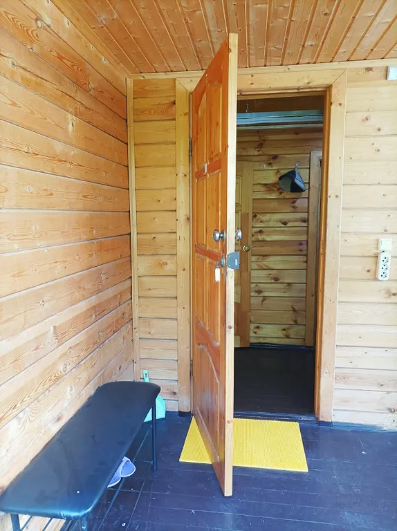 Домик в лесу с собственной баней