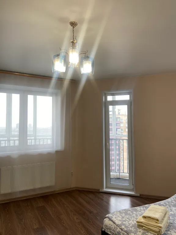 Уютная студия с панорамным видом на город