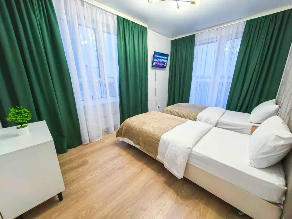 Новая вместительная квартира у МРНЦ им. Цыба