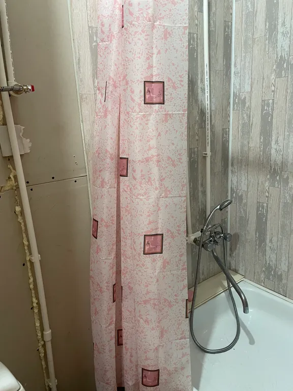 Отдельная, маленькая, квартира в центре