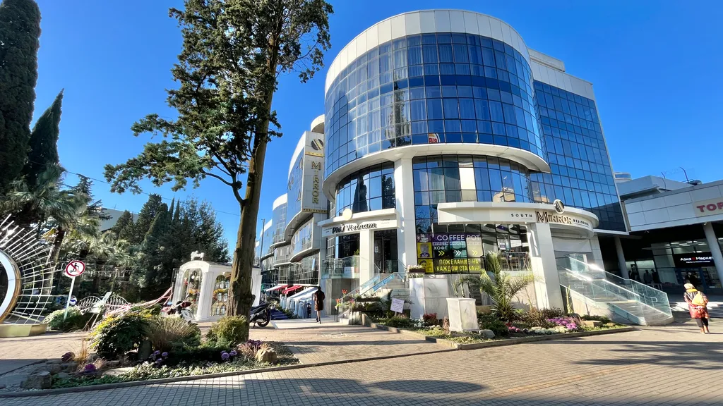 Студия на местном Арбате