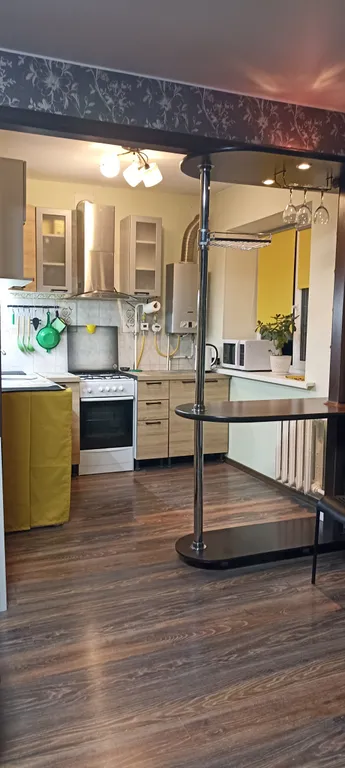 Квартира 3-комнатная Квартира — Великий Новгород