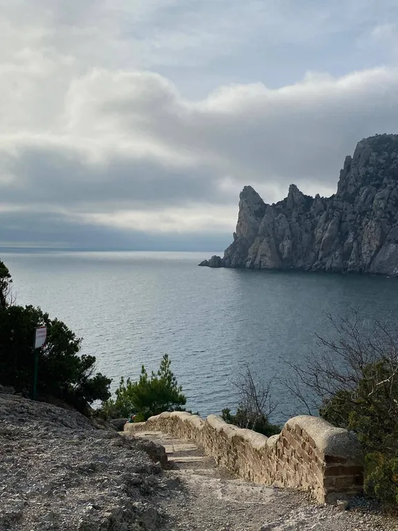 Просторная квартира — аренда посуточно в Приморский