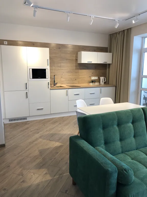 Современная квартира-студия для деловых людей