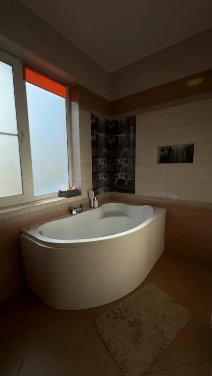 5-комнатный Дом