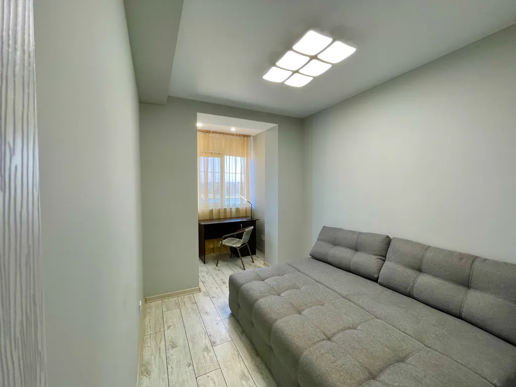 Квартира Квартира у моря, окна и балкон с видом на море и яхт-клуб — Севастополь