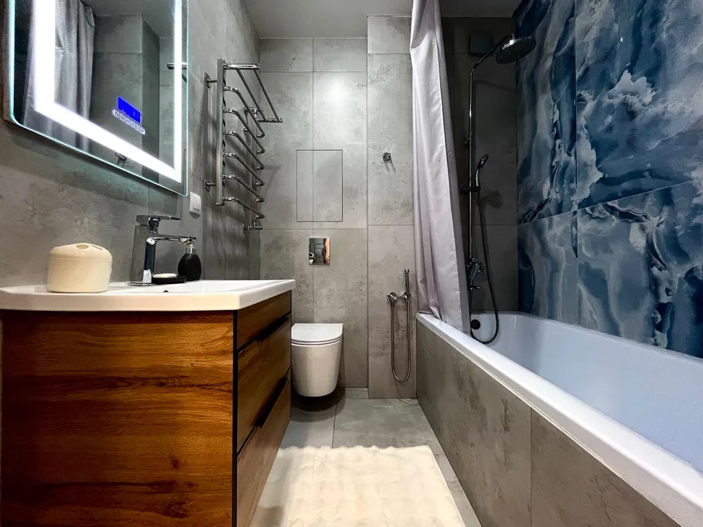 3-х комнатная квартира в ЖК "Раимбек» центр, метро & питьевая вода