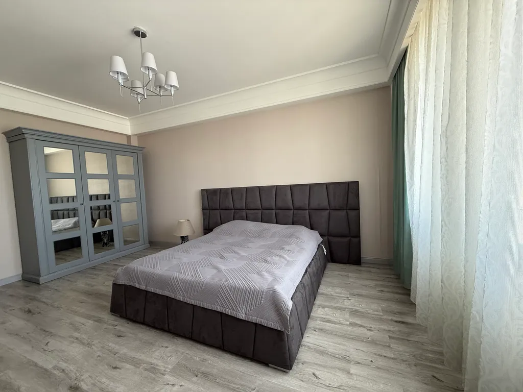 Уютная квартира в центре города, с изумительным видом на море