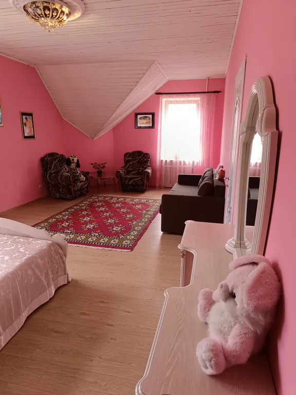 7-комнатный Дом