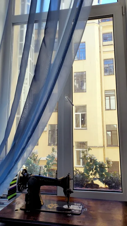 Квартира в центре в одной минуте от метро Садовая