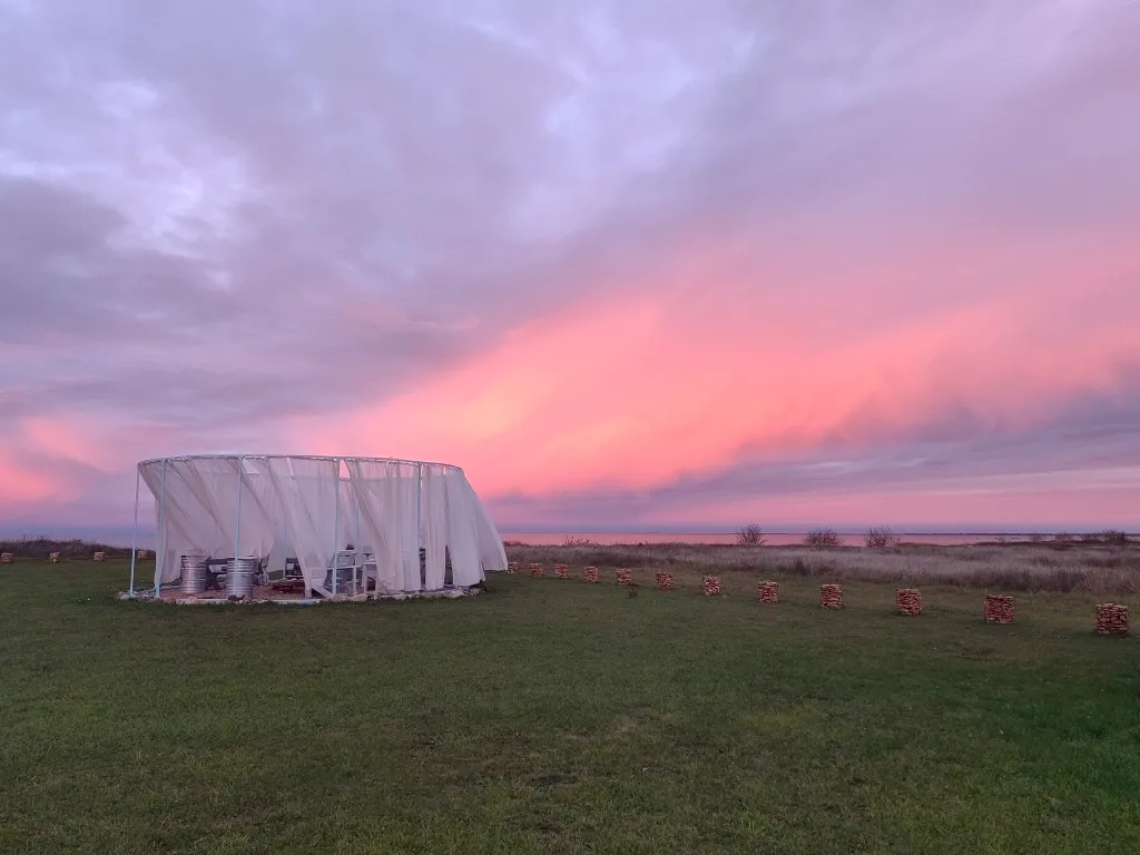 База отдыха с панорамными видами на озеро Ильмень