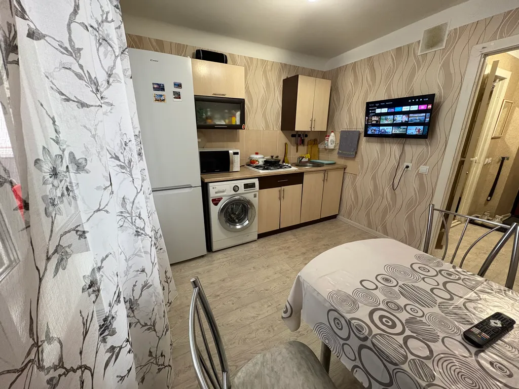 Уютная 1-комнатная квартира в новом доме — аренда посуточно в Волжский