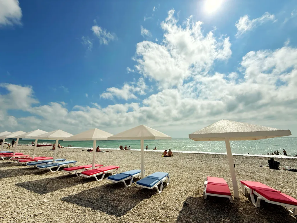 Апартамент в 3 минутах до моря с балконом и видом на море