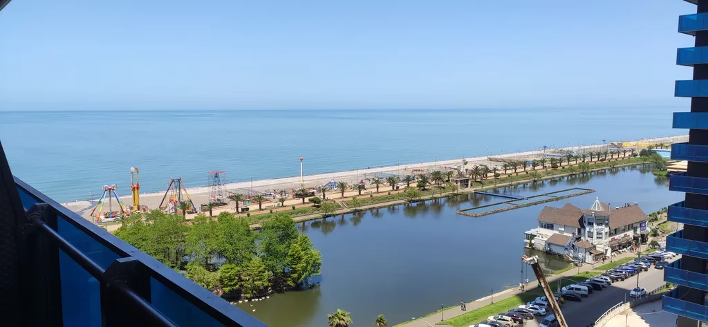 Апартаменты для отдыха в Батуми, 1 линия от моря