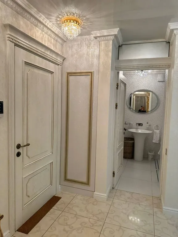 Светлые апартаменты в самом центре