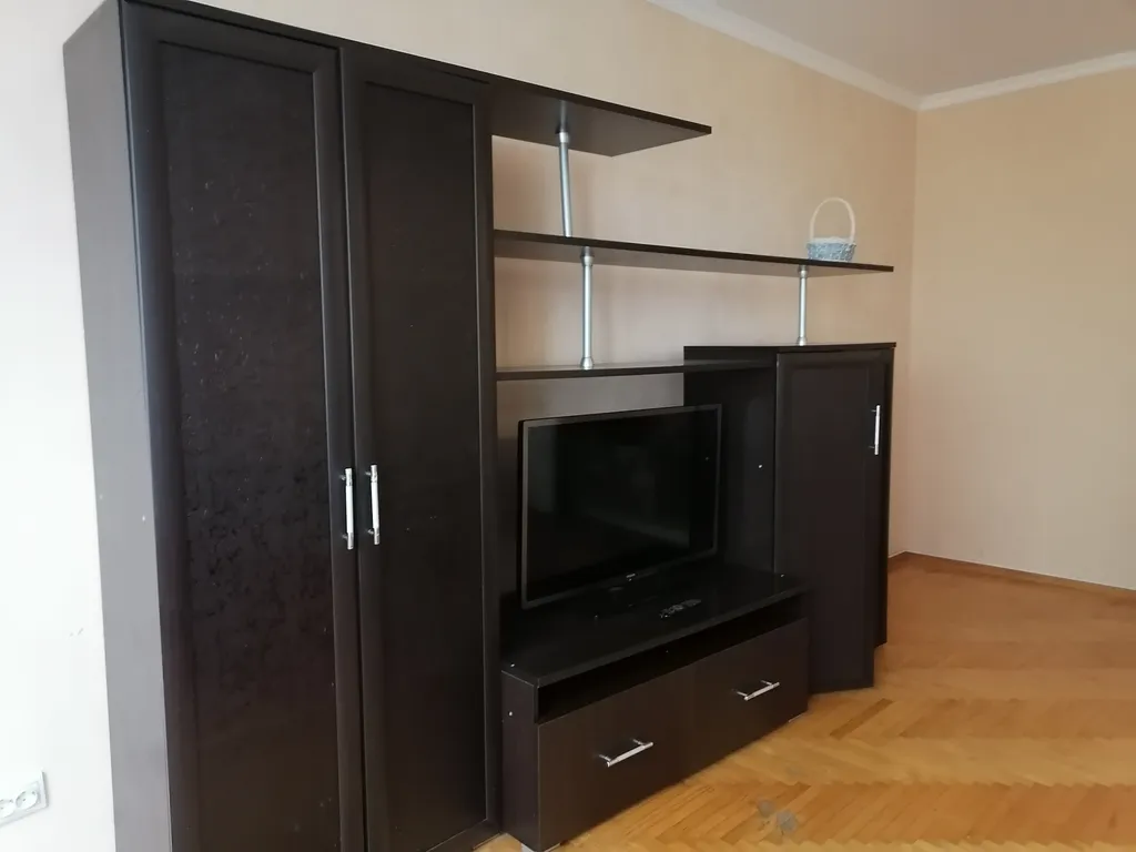 Удобная квартира при въезде в Военный городок