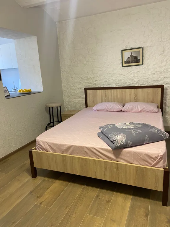 Квартира Уютная студия в центре Сухума — аренда посуточно в Сухум