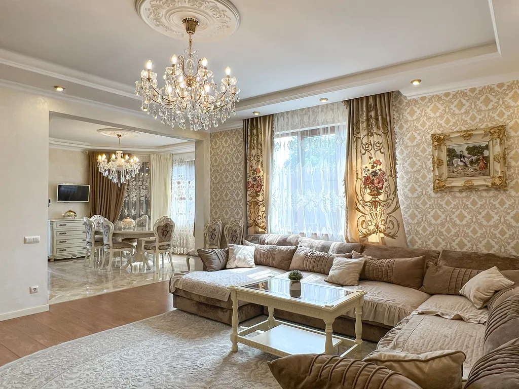 Уютный деревенский дом в стиле шале