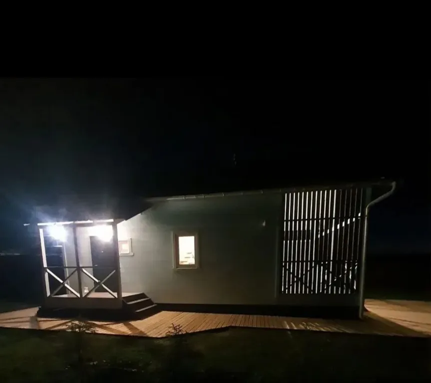 Уютный дом на берегу реки Кимрка