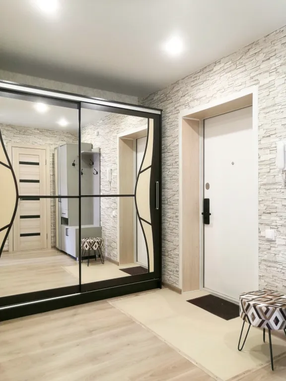 Классное Место с парковкой в центре, близко стадион Спартак и Арена