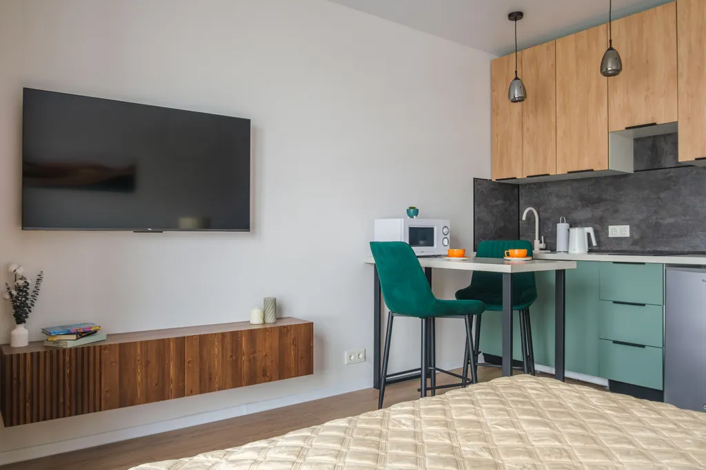 Квартира Квартира Просторная студия в теплых тонах — Екатеринбург