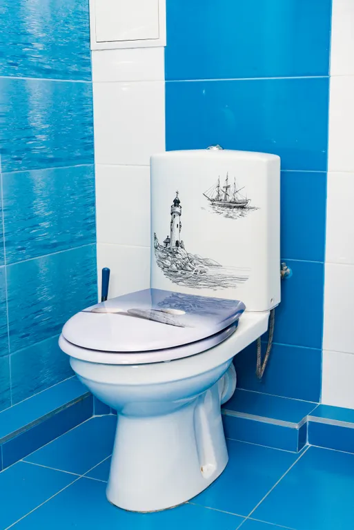 Двухуровневая трёхкомнатная квартира возле моря