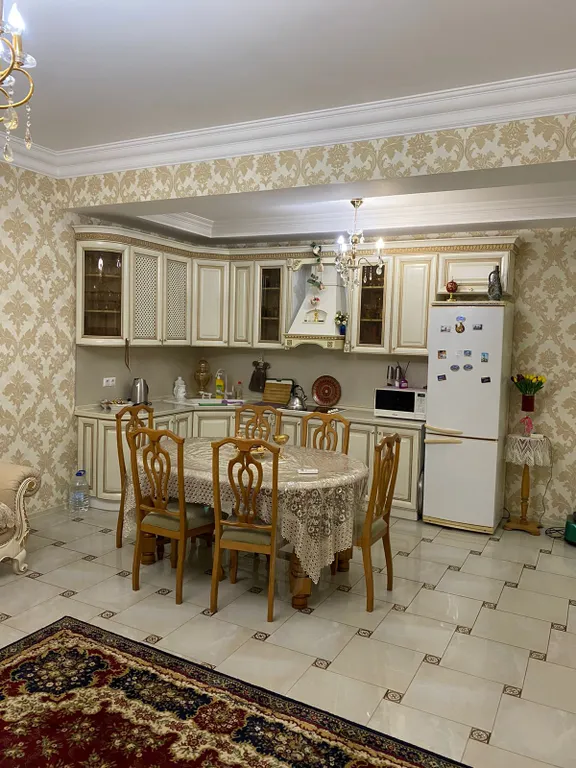 Уютная Евротрешка возле моря