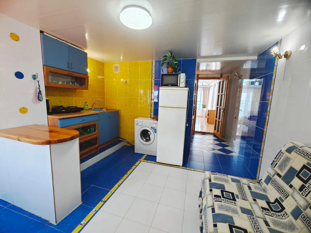 Квартира 1-комнатные апартаменты Лагуна с видом на море, первая линия — аренда посуточно в Семидворье