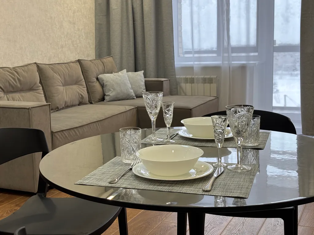 Новая квартира в самом прекрасном районе города — аренда посуточно в Абакан