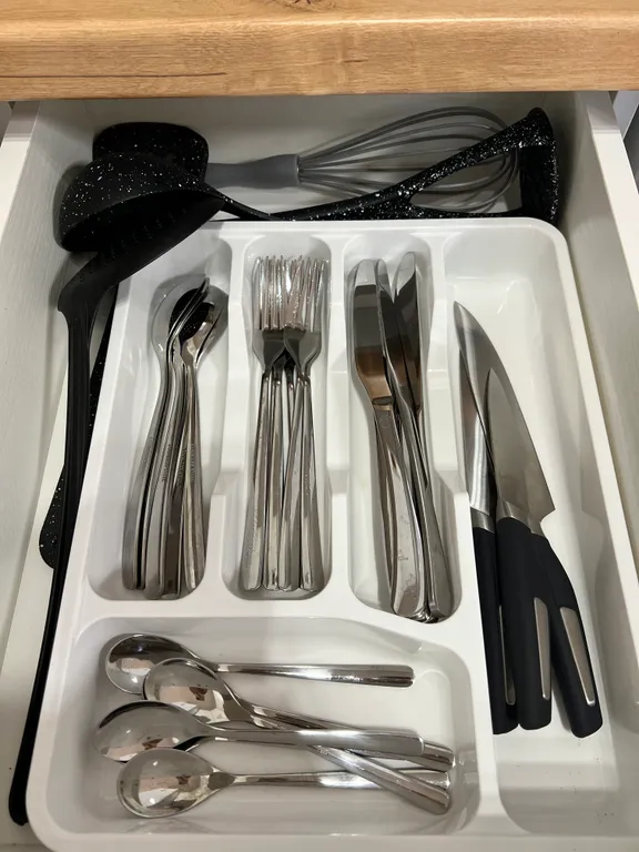 Новый дом с собственной территорией и видом на горы