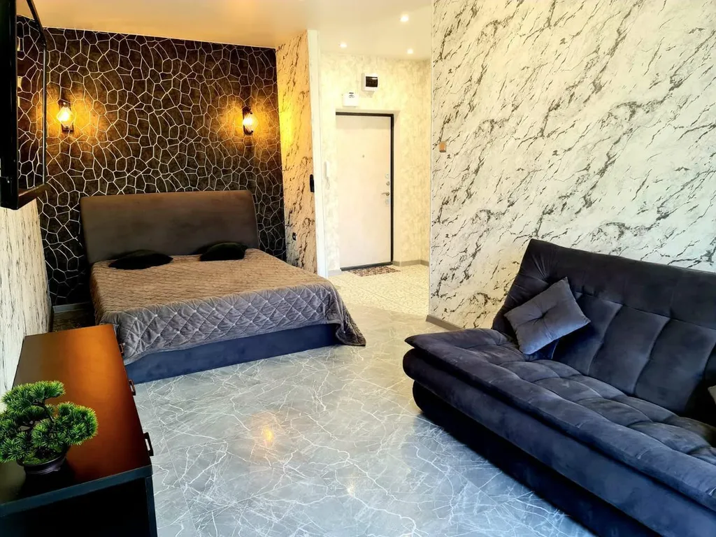 Уютная квартира-студия на Российском проспекте