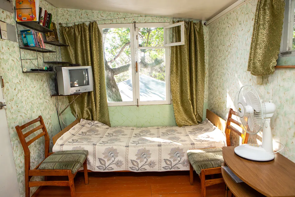 Домик с беседкой с видом на море и горы