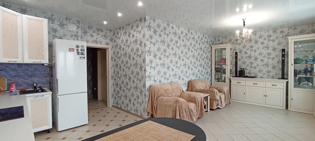 Большая квартира с джакузи и видом на город