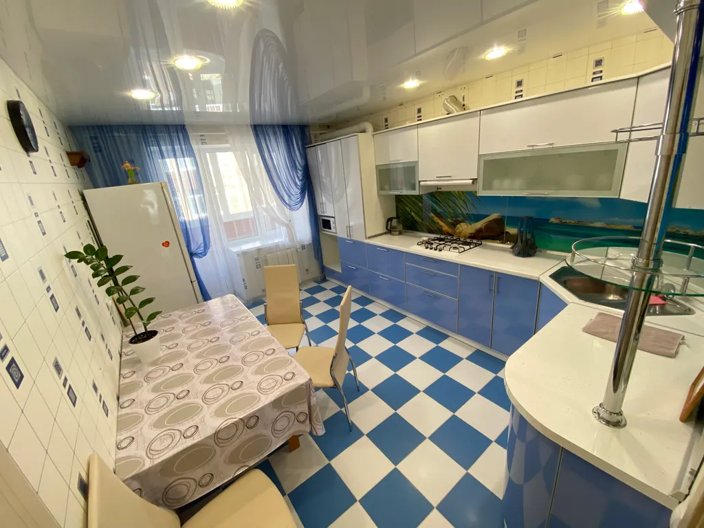 Просторная двухкомнатная