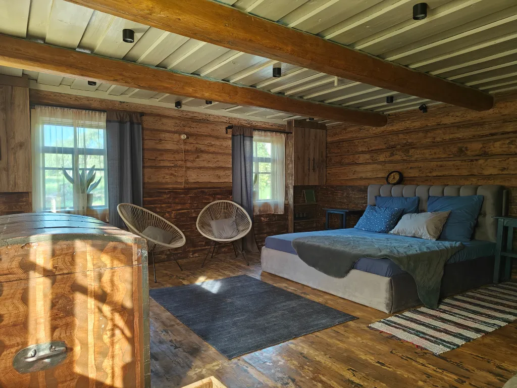 "Кот и Печка", синий дом, красота, тишина и ты