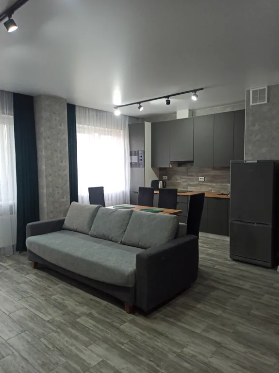 Новая 2-комнатная квартира-студия рядом с центром города