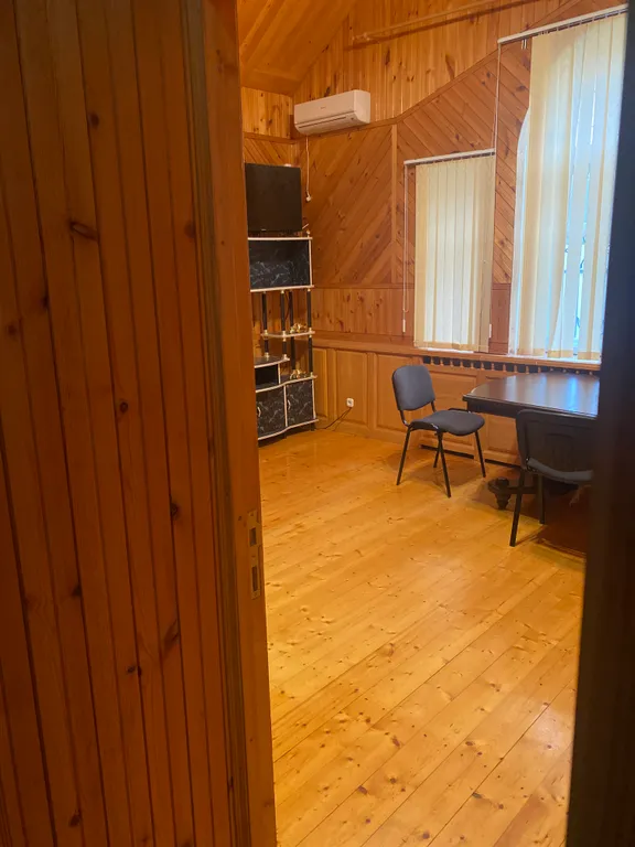 Дом на берегу реки