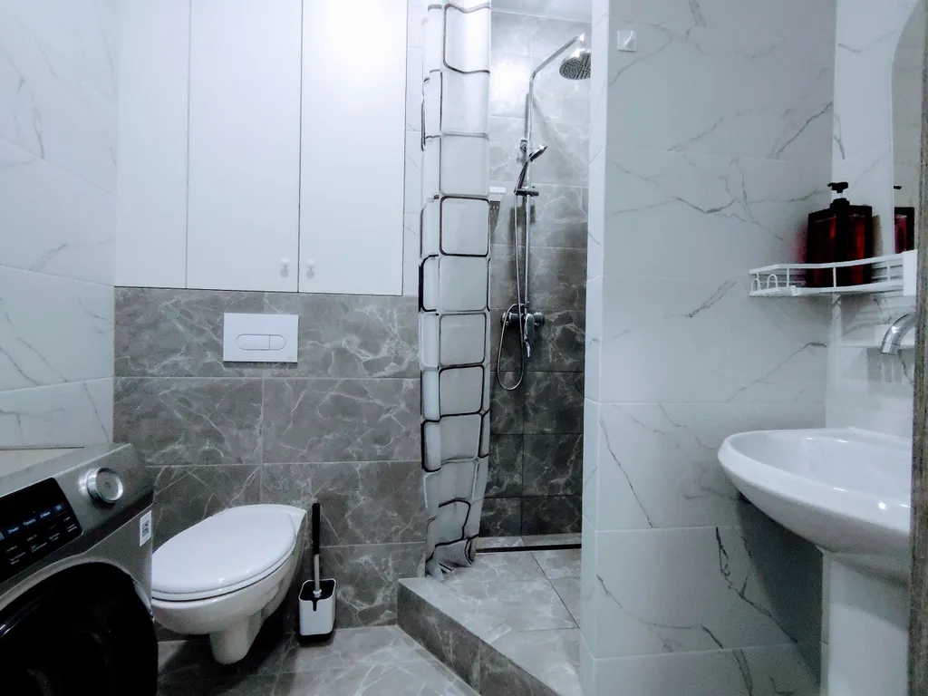 Однокомнатная квартира люкс с кондиционером и бойлером в центре