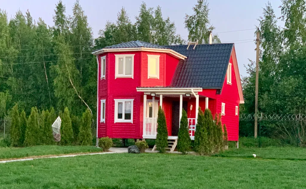 Коттедж Стильный дом Гранд Монако с баней, чаном и четырьмя спальнями — аренда посуточно в Дмитров