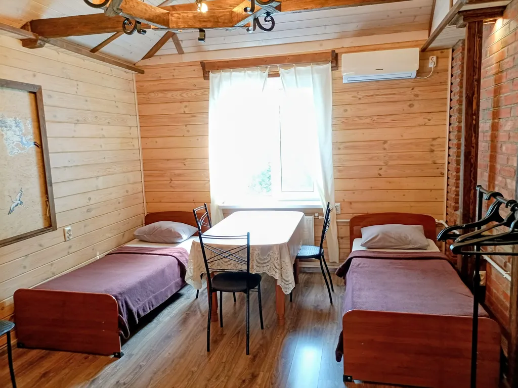 Апаpтаменты в коттедже в чaстном секторe — аренда посуточно в Таганрог