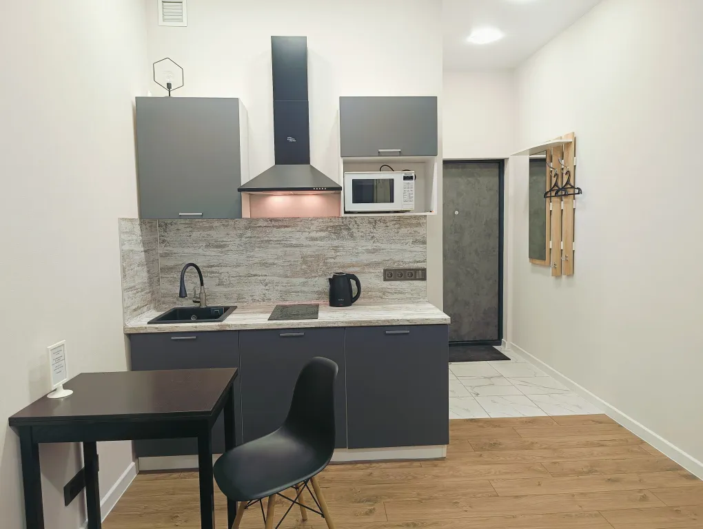 Студия у ледового дворца Молодежный