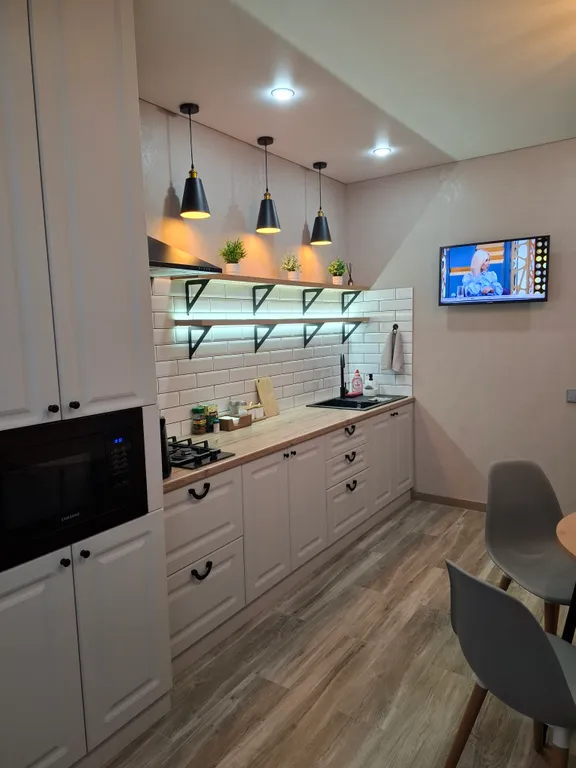 Однокомнатная уютная квартира — аренда посуточно в Павловск