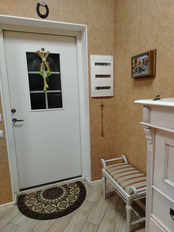 Уединенная часть дома с садом и барбекю